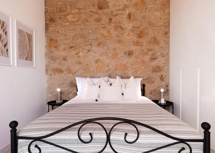 Phaedrus Living Olive Grove Luxury *